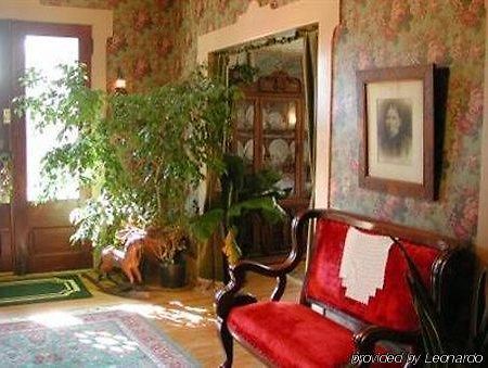 Rocking Horse Inn Ravenna Интерьер фото